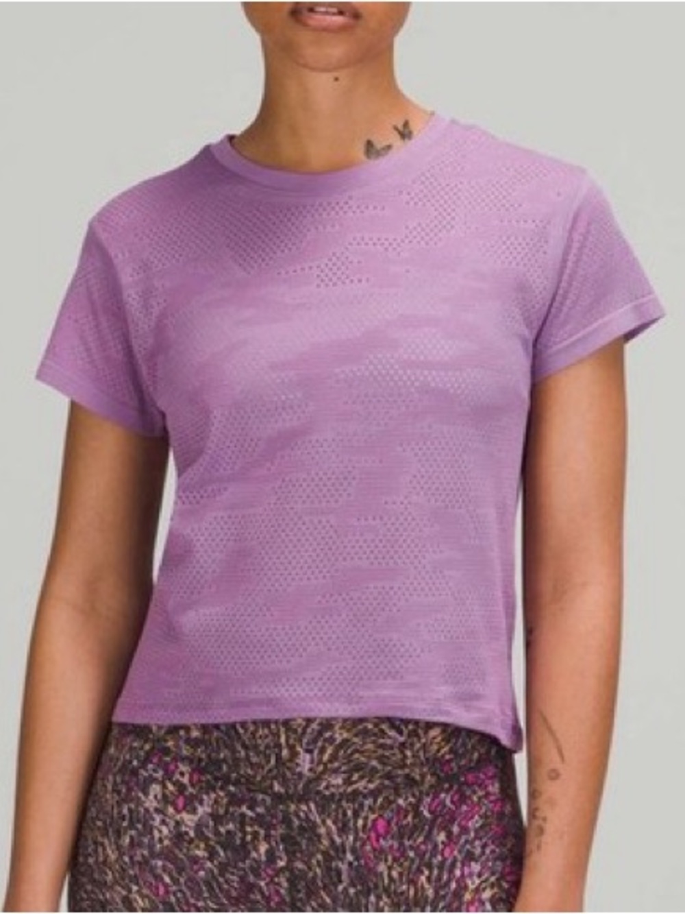 lululemon athletica Perforated Lavender Short Sleeve Tee
